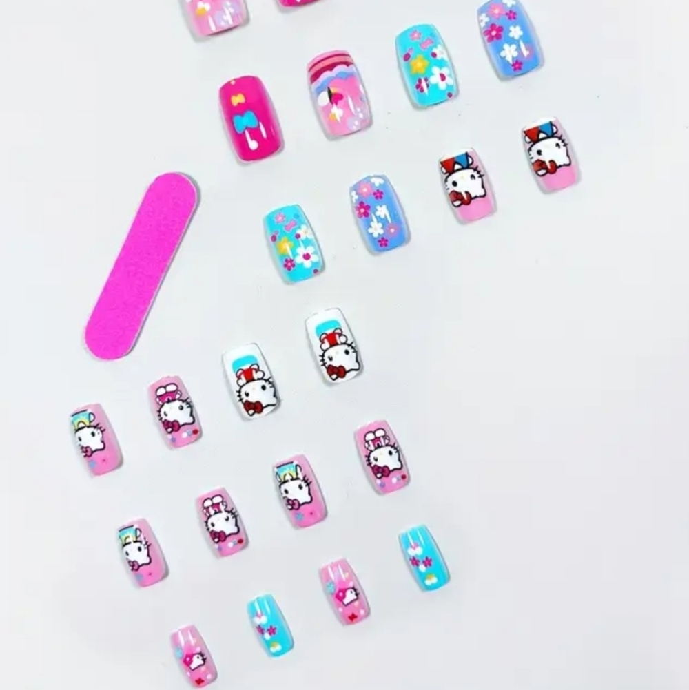 Hello Kitty Cute Pastel Reusable Press-on Nail Kit W/Jelly Tab Sheet & Nail File - Picture 7 of 9